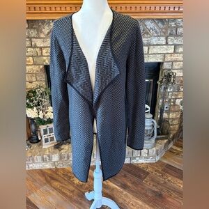 Vince Camuto Black and Gray Chevron Cardigan